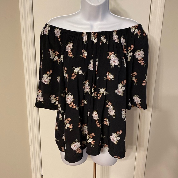 LOFT Tops - Loft Floral Blouse